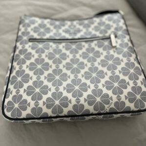 Signature Spade Flower Swingpack Crossbody